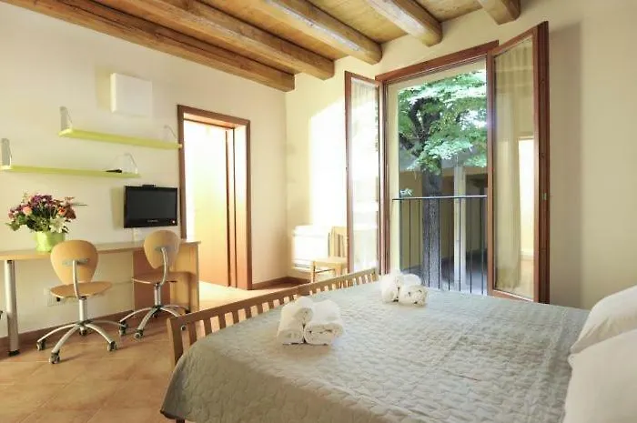 Hotel apartamentowy Cavazza Bolonia