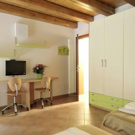 アパートホテル Cavazza ボローニャ